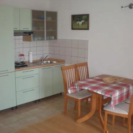 Apartment Modernes Mit Panoramablick Zum Meer Und Ortsmitte - B58634